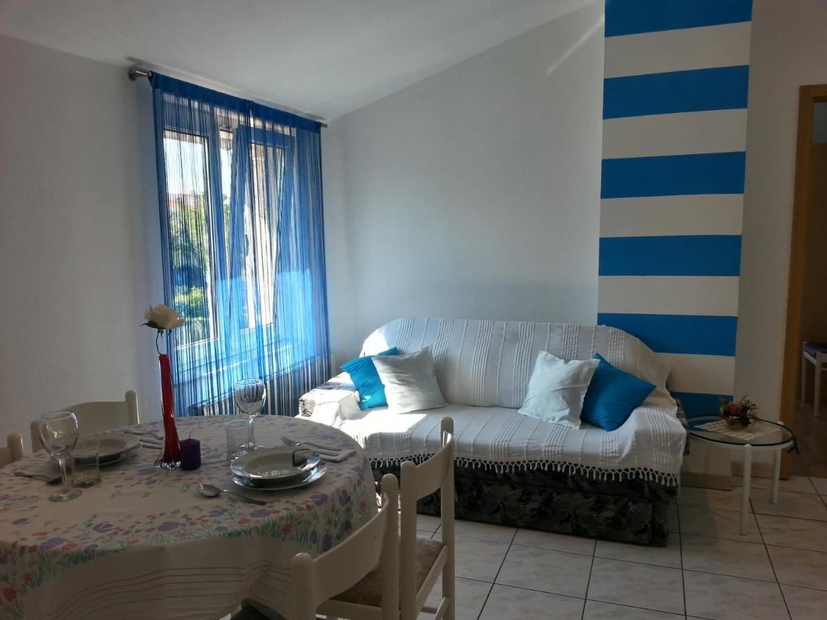 Apartmani Elena มาลินสกา ภายนอก รูปภาพ